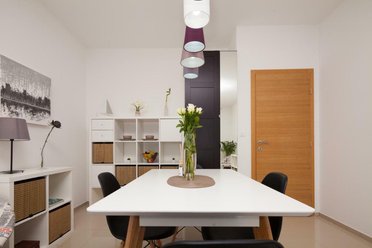 Luxury Apartment With Private Rooftop Terrace Póla Kültér fotó