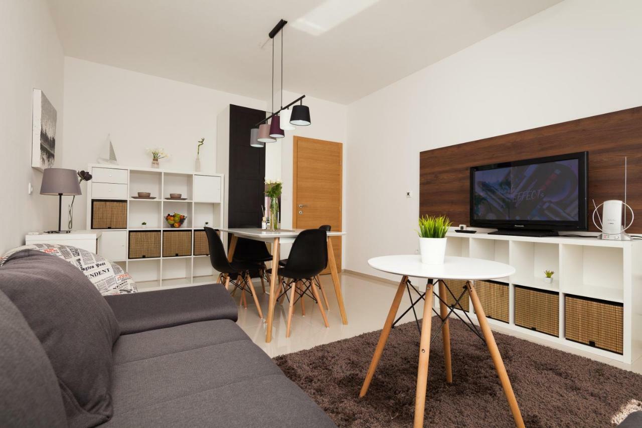 Luxury Apartment With Private Rooftop Terrace Póla Kültér fotó