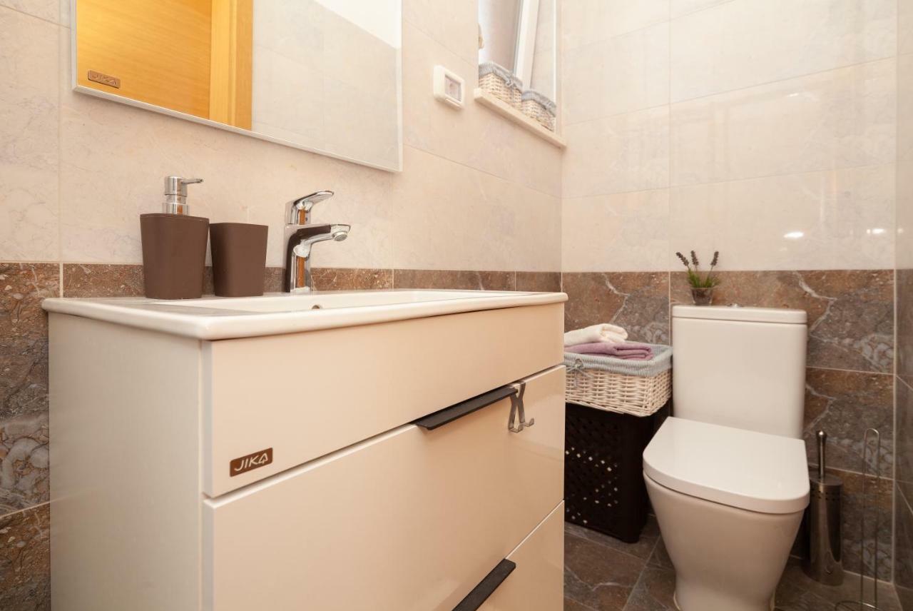 Luxury Apartment With Private Rooftop Terrace Póla Kültér fotó