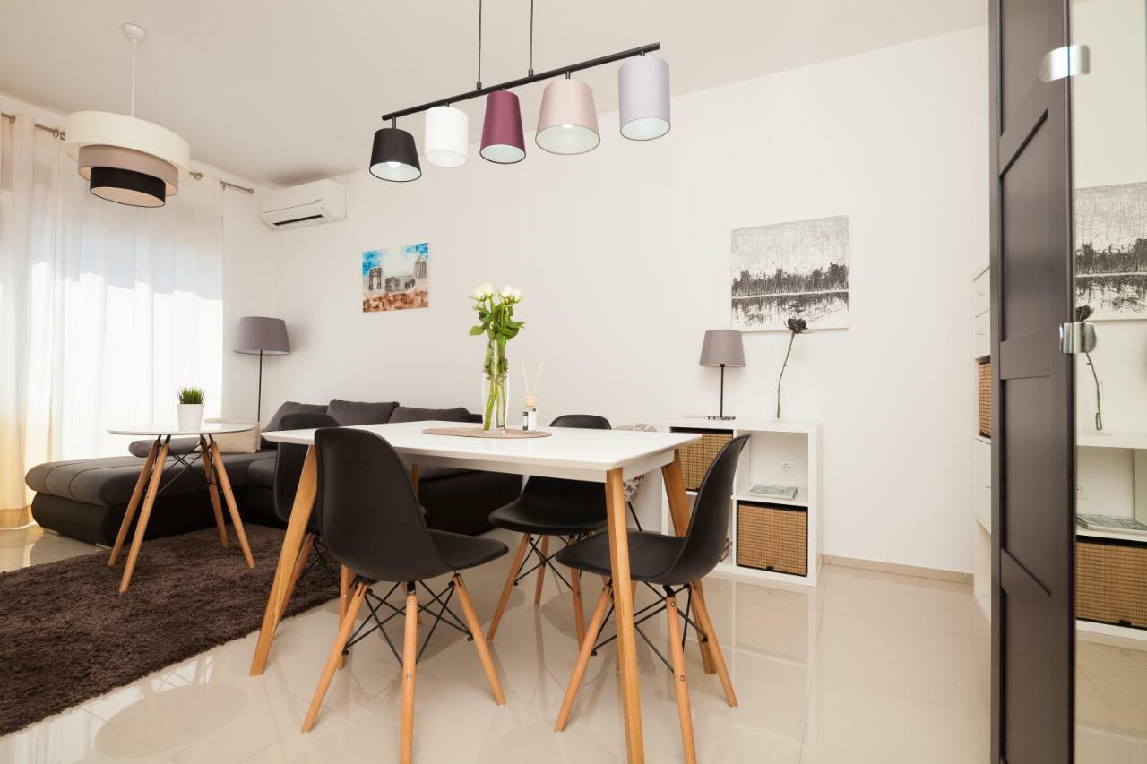 Luxury Apartment With Private Rooftop Terrace Póla Kültér fotó