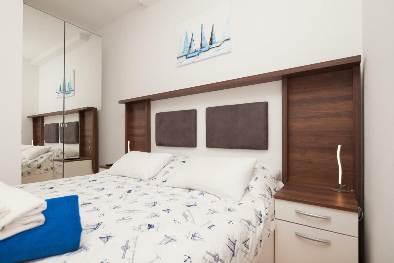 Luxury Apartment With Private Rooftop Terrace Póla Kültér fotó