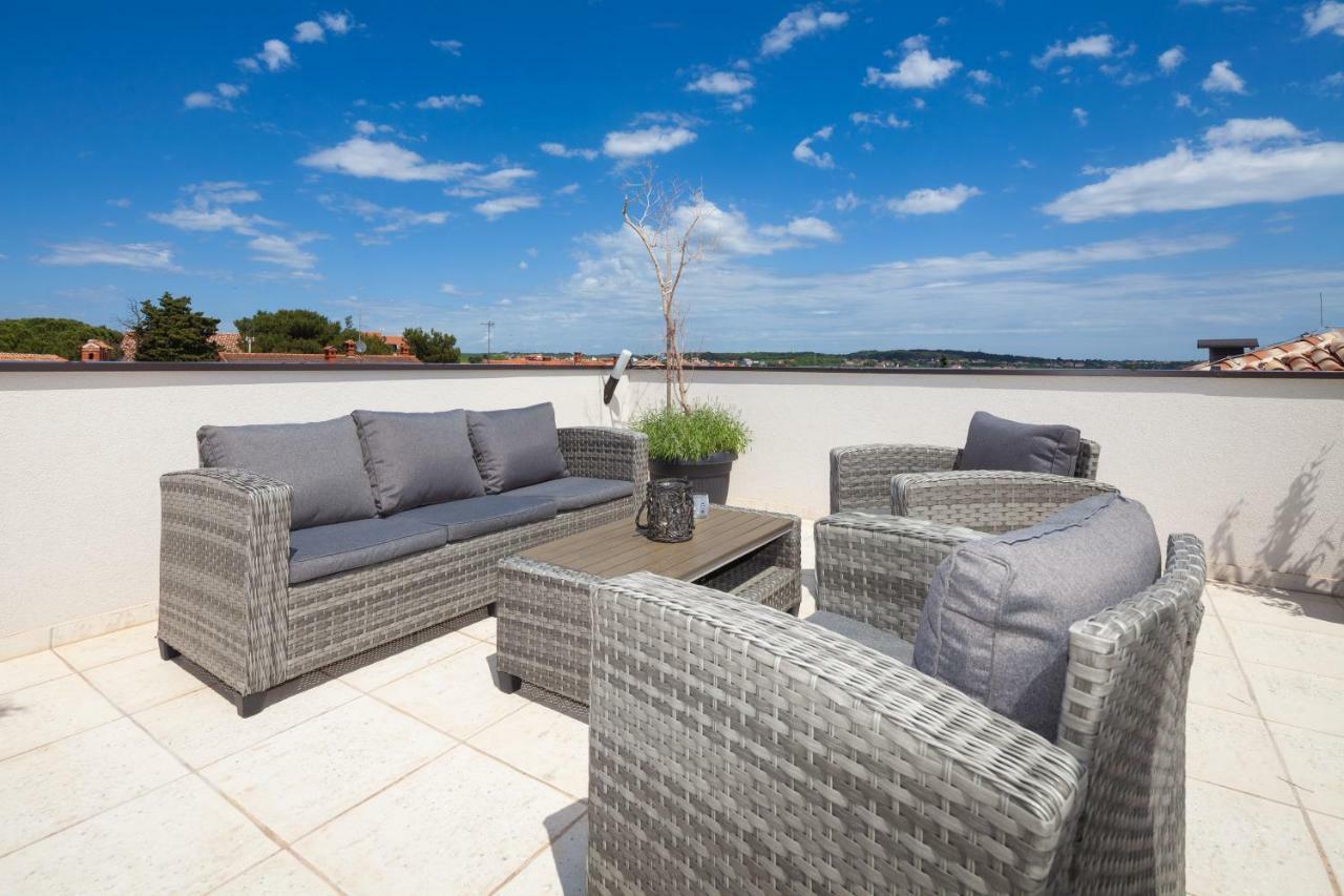 Luxury Apartment With Private Rooftop Terrace Póla Kültér fotó
