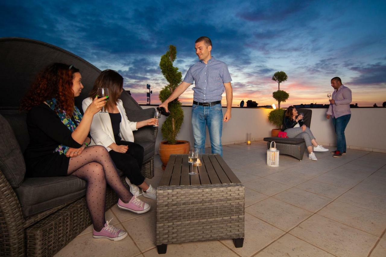 Luxury Apartment With Private Rooftop Terrace Póla Kültér fotó
