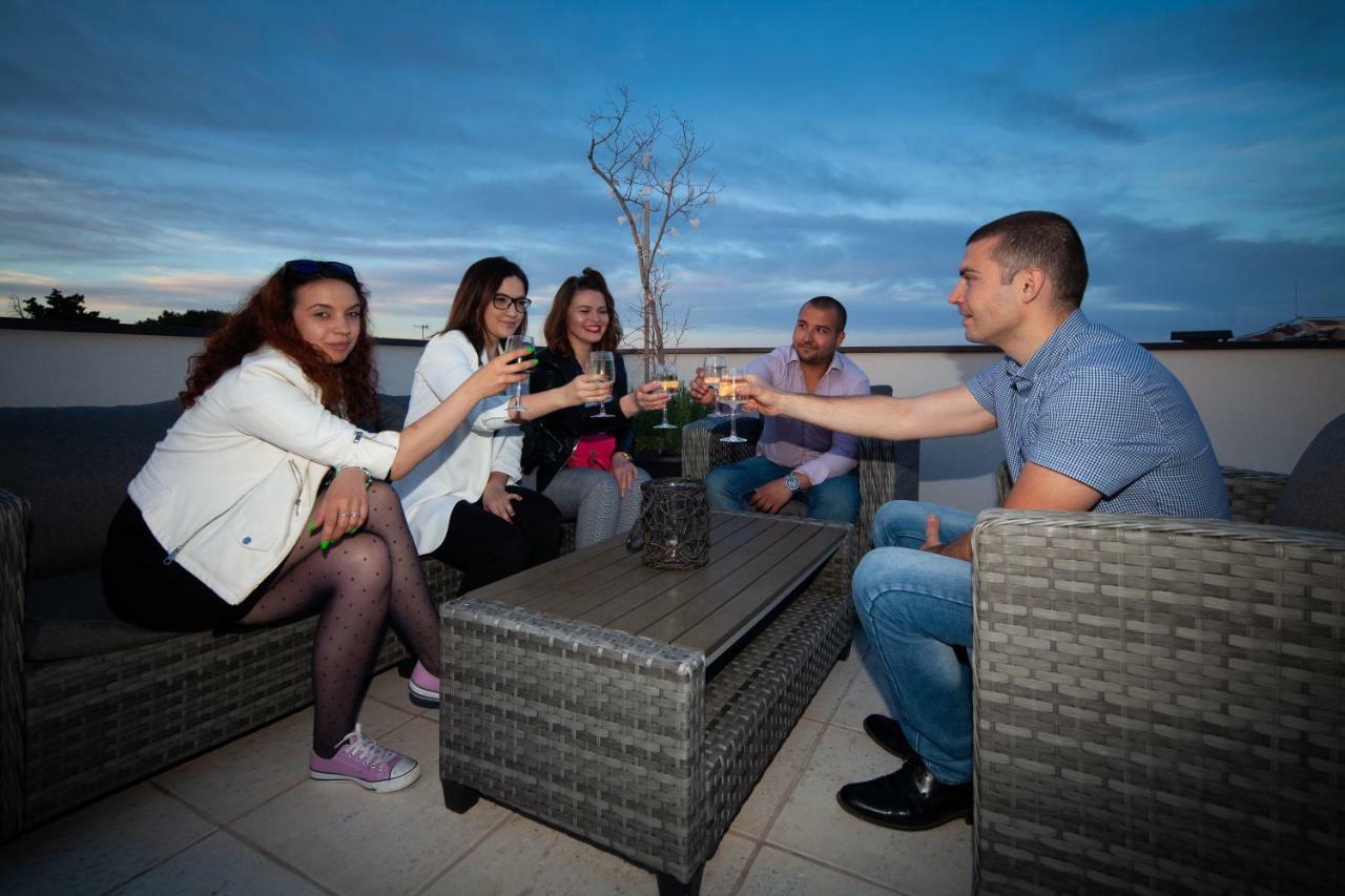 Luxury Apartment With Private Rooftop Terrace Póla Kültér fotó